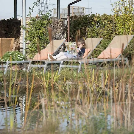 Appealing With Terrace Apartmán *